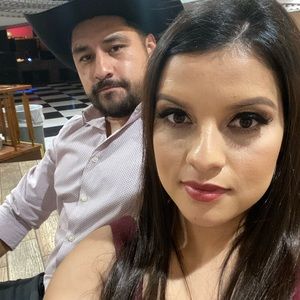 Meet your Posher, Mayra